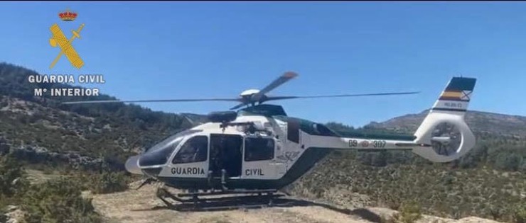 Helicóptero de la Guardia Civil en un rescate en el Pirineo oscense./ Europa Press