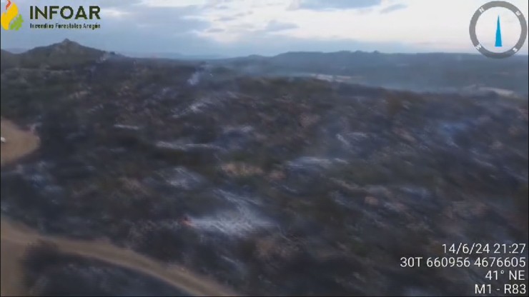 Imagen aérea del incendio de Orés el sábado. / INFOAR